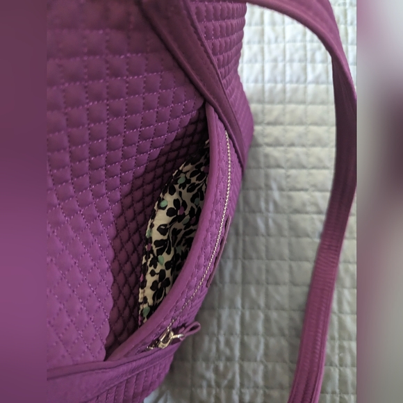 Vera Bradley Iconic Small Vera Tote Gloxinia EUC - Picture 4 of 5